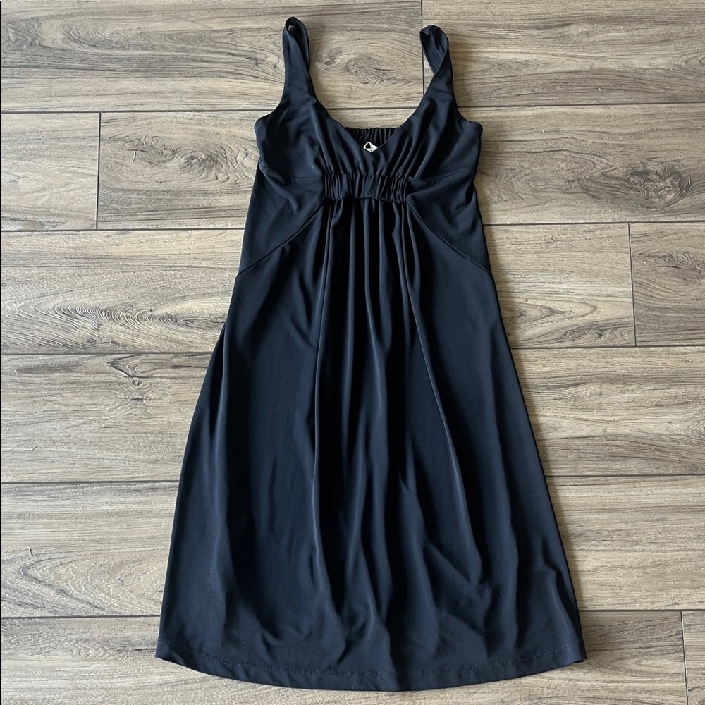 Elegant Black Sleeveless Dress